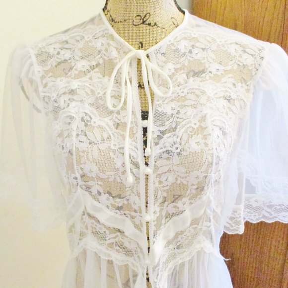Vintage Val Mode Women's Negligee Peignoir Robe White Lace Bodice w/Tie Close, M - Picture 3 of 14